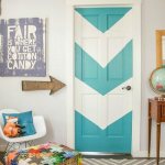 DIY old door decor: 12 beautiful ideas